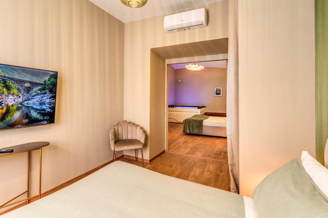 Ferienwohnung Downtown Srl - Croce Di Malta Royale La Spezia Exterior foto